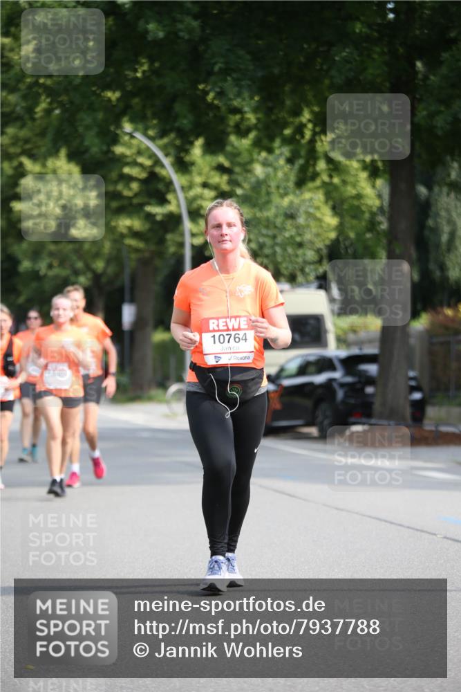 15.06.2025 - REWE Women's Run Jannik Wohlers http://msf.ph/oto/7937788 15.06.2025 09:55:40 Laufen 10764 meine-sportfotos.de