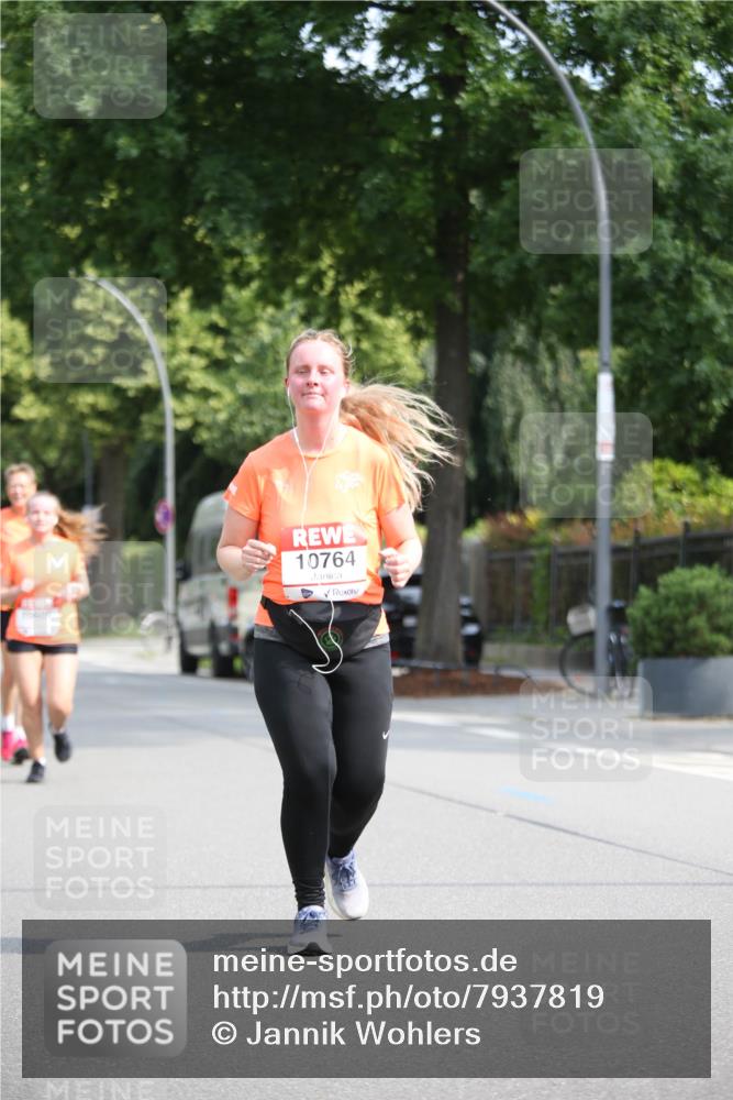 15.06.2025 - REWE Women's Run Jannik Wohlers http://msf.ph/oto/7937819 15.06.2025 09:55:41 Laufen 10764 meine-sportfotos.de