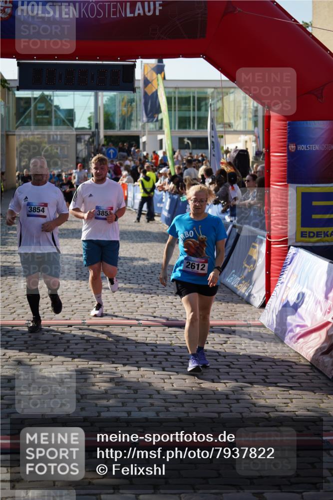 13.06.2025 - Holstenköstenlauf Felixshl http://msf.ph/oto/7937822 13.06.2025 18:05:28 Laufen 2513, 2612, 2817, 3853, 3854 meine-sportfotos.de