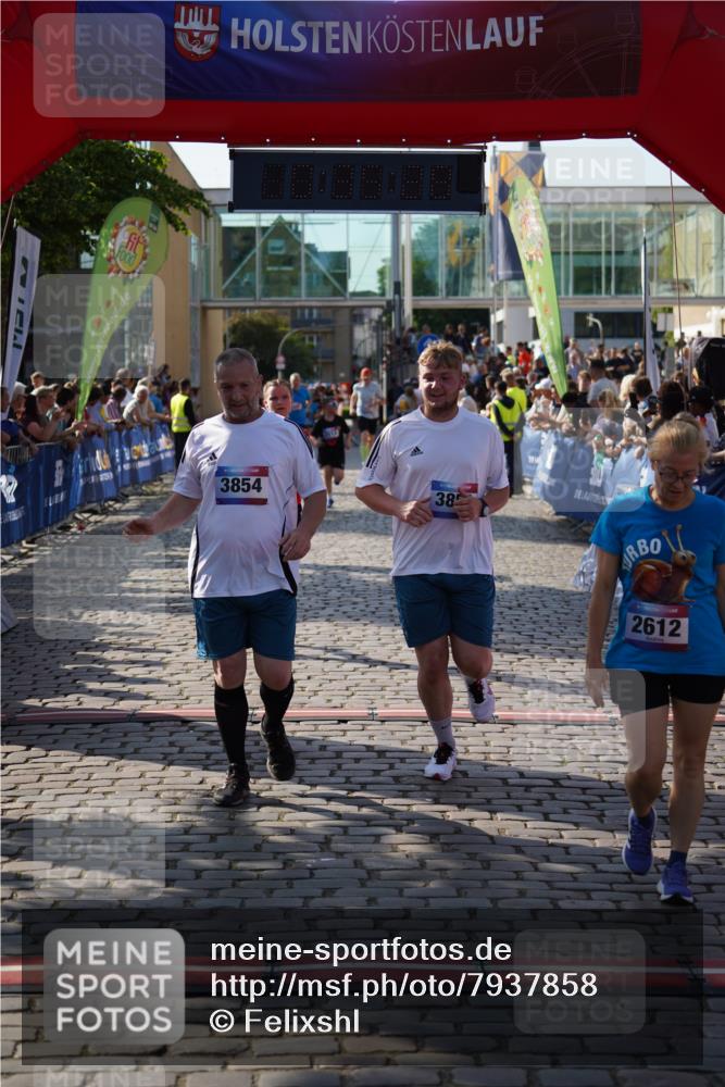 13.06.2025 - Holstenköstenlauf Felixshl http://msf.ph/oto/7937858 13.06.2025 18:05:29 Laufen 2513, 2612, 2817, 3853, 3854 meine-sportfotos.de