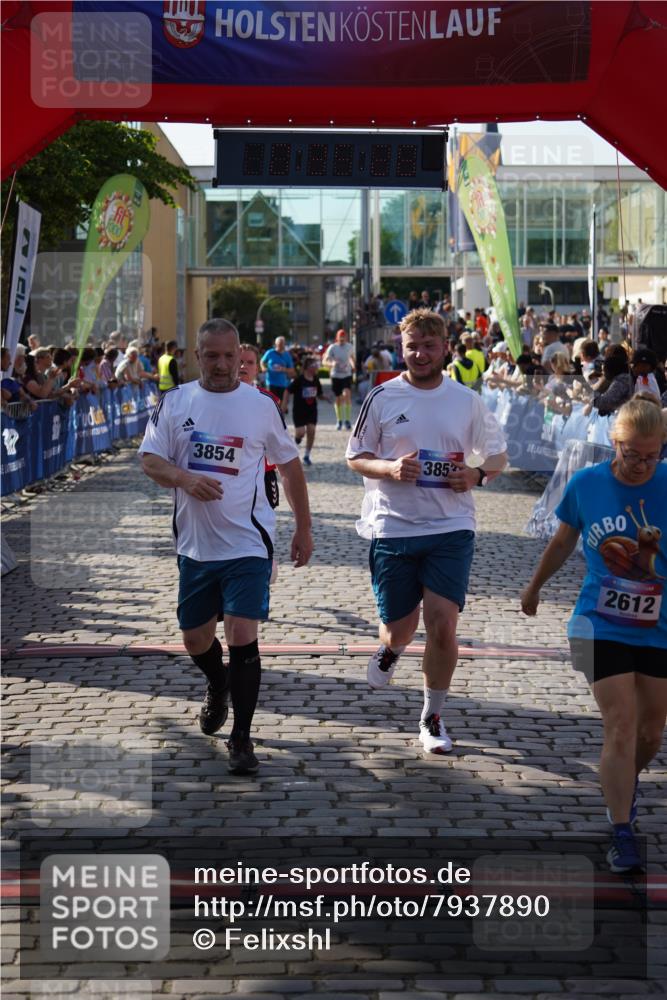 13.06.2025 - Holstenköstenlauf Felixshl http://msf.ph/oto/7937890 13.06.2025 18:05:29 Laufen 2513, 2612, 2817, 3853, 3854 meine-sportfotos.de