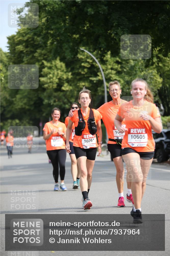 15.06.2025 - REWE Women's Run Jannik Wohlers http://msf.ph/oto/7937964 15.06.2025 09:55:44 Laufen 10389, 10261, 10, 10605 meine-sportfotos.de