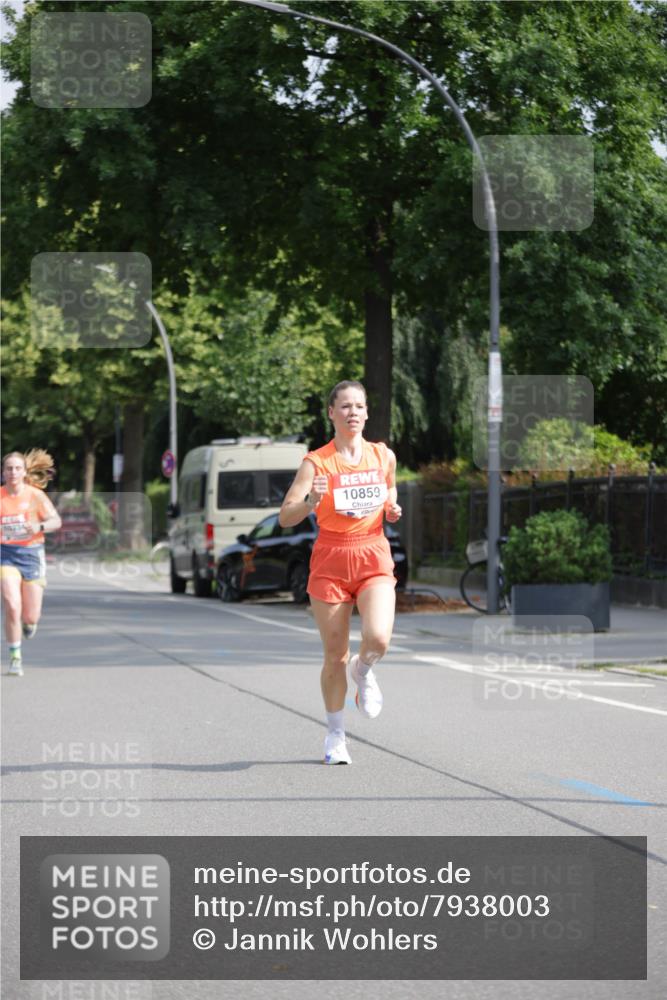 15.06.2025 - REWE Women's Run Jannik Wohlers http://msf.ph/oto/7938003 15.06.2025 08:43:46 Laufen 10859 meine-sportfotos.de