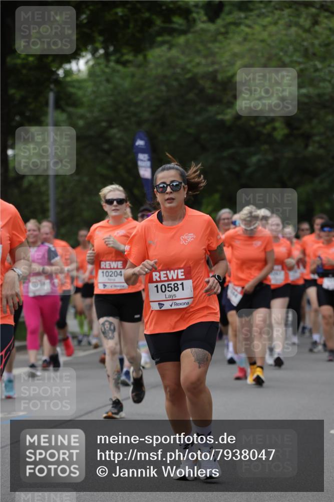 15.06.2025 - REWE Women's Run Jannik Wohlers http://msf.ph/oto/7938047 15.06.2025 08:27:12 Laufen 10204, 10581 meine-sportfotos.de