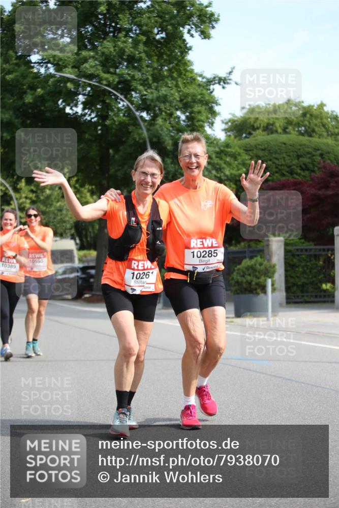15.06.2025 - REWE Women's Run Jannik Wohlers http://msf.ph/oto/7938070 15.06.2025 09:55:48 Laufen 10389, 10595, 10261, 10285 meine-sportfotos.de