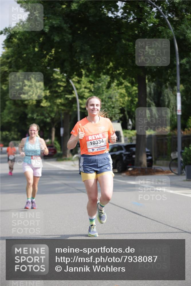 15.06.2025 - REWE Women's Run Jannik Wohlers http://msf.ph/oto/7938087 15.06.2025 08:43:49 Laufen 10334 meine-sportfotos.de