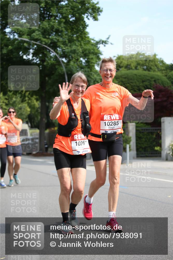 15.06.2025 - REWE Women's Run Jannik Wohlers http://msf.ph/oto/7938091 15.06.2025 09:55:48 Laufen 10285, 10261 meine-sportfotos.de
