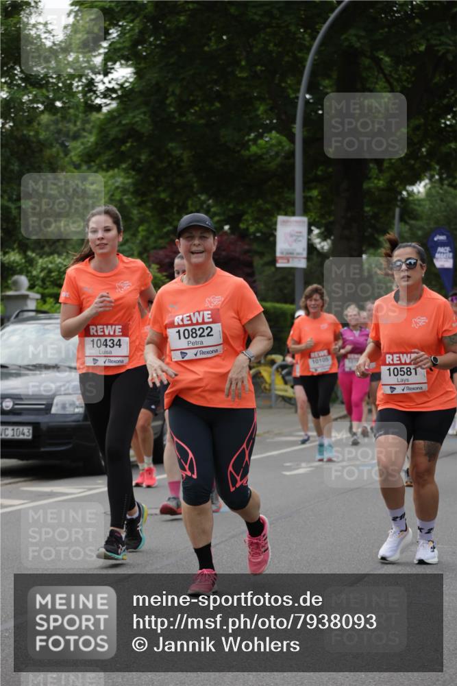 15.06.2025 - REWE Women's Run Jannik Wohlers http://msf.ph/oto/7938093 15.06.2025 08:27:13 Laufen 1043, 10434, 10822, 10105, 10581 meine-sportfotos.de