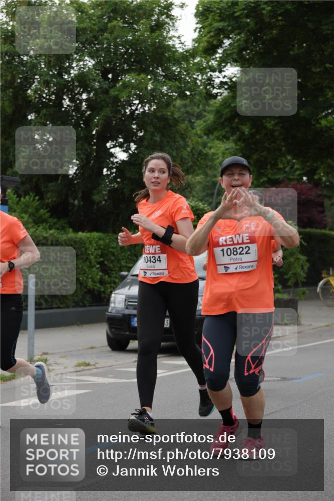 15.06.2025 - REWE Women's Run Jannik Wohlers http://msf.ph/oto/7938109 15.06.2025 08:27:13 Laufen 10434, 10822 meine-sportfotos.de