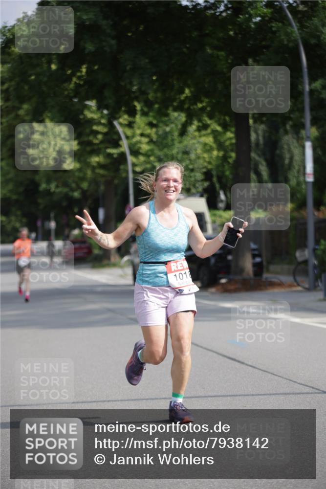 15.06.2025 - REWE Women's Run Jannik Wohlers http://msf.ph/oto/7938142 15.06.2025 08:43:50 Laufen 1018 meine-sportfotos.de