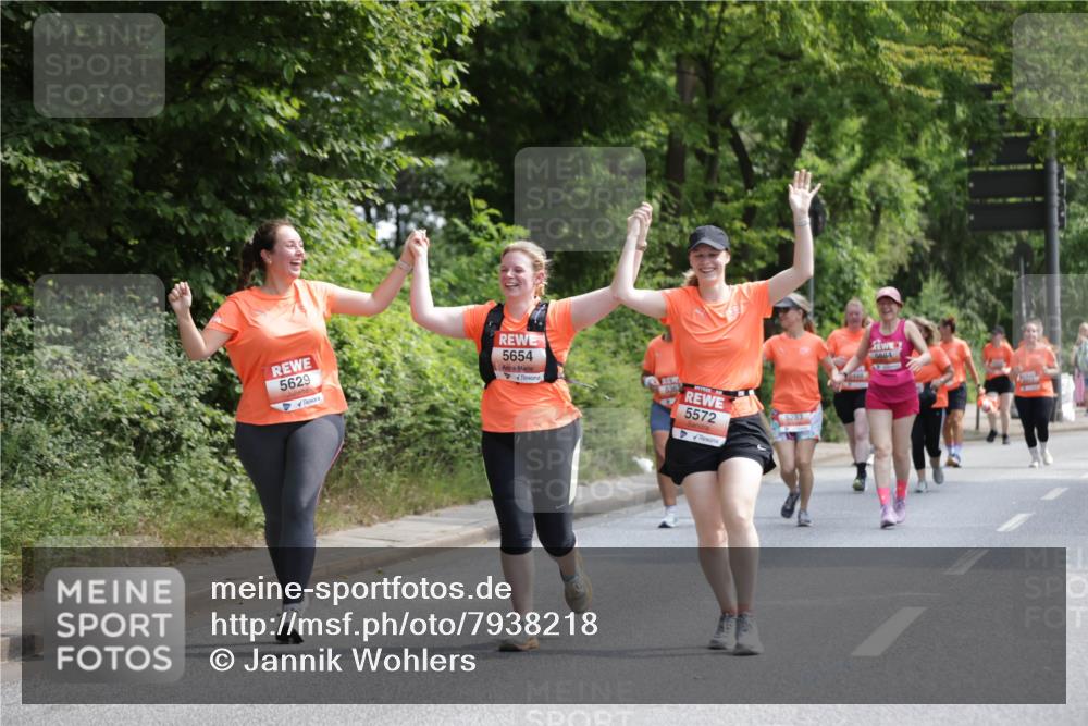 15.06.2025 - REWE Women's Run Jannik Wohlers http://msf.ph/oto/7938218 15.06.2025 10:14:24 Laufen 5629, 5654, 636, 5572, 5283 meine-sportfotos.de
