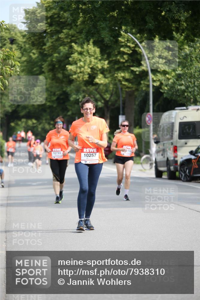 15.06.2025 - REWE Women's Run Jannik Wohlers http://msf.ph/oto/7938310 15.06.2025 09:56:07 Laufen 10749, 10257, 646 meine-sportfotos.de