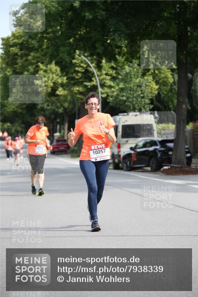 15.06.2025 - REWE Women's Run Jannik Wohlers http://msf.ph/oto/7938339 15.06.2025 09:56:09 Laufen 10749, 10257 meine-sportfotos.de