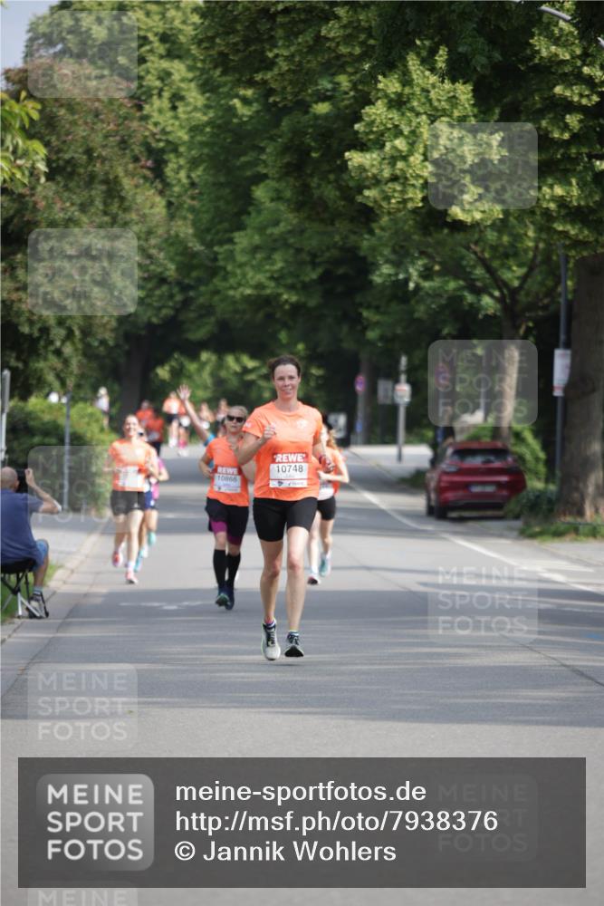 15.06.2025 - REWE Women's Run Jannik Wohlers http://msf.ph/oto/7938376 15.06.2025 08:44:08 Laufen 10748, 10866 meine-sportfotos.de