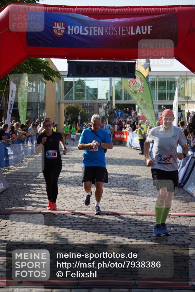 13.06.2025 - Holstenköstenlauf Felixshl http://msf.ph/oto/7938386 13.06.2025 18:05:40 Laufen 2452, 2615, 2688, 2689 meine-sportfotos.de