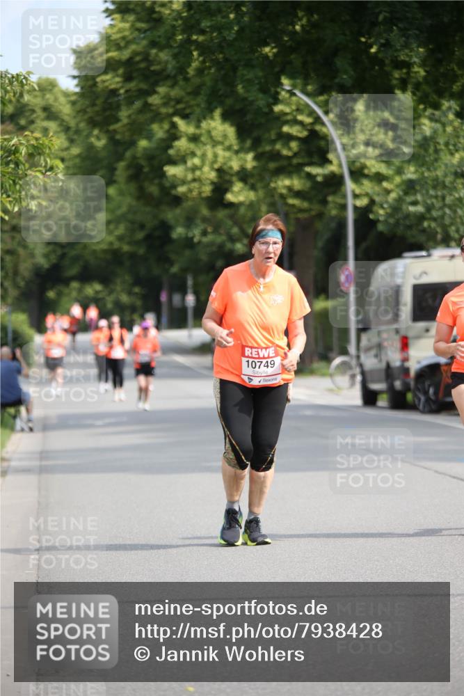 15.06.2025 - REWE Women's Run Jannik Wohlers http://msf.ph/oto/7938428 15.06.2025 09:56:12 Laufen 10749 meine-sportfotos.de