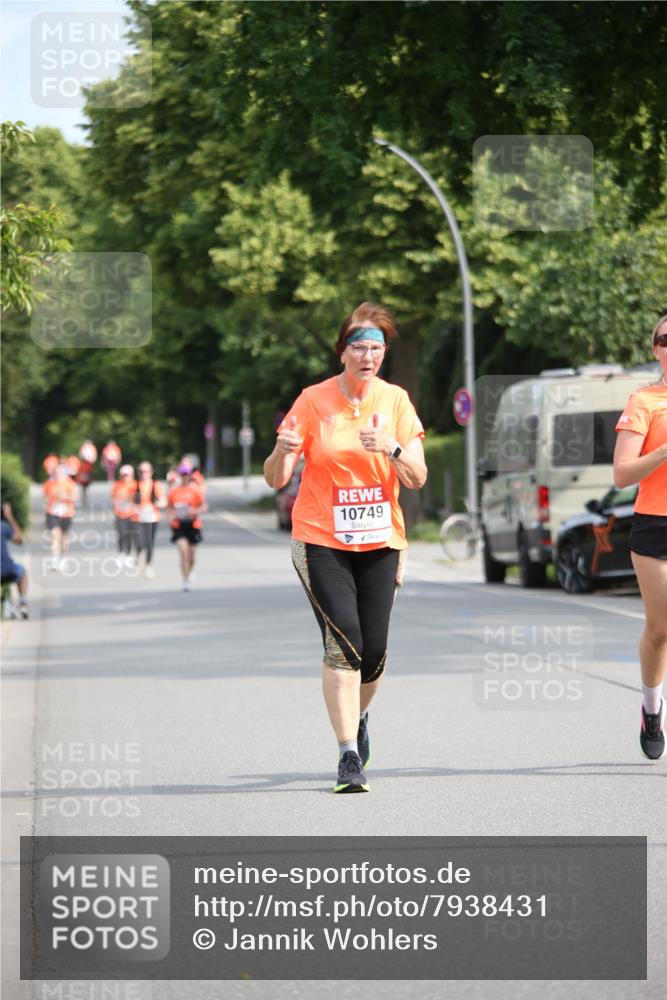 15.06.2025 - REWE Women's Run Jannik Wohlers http://msf.ph/oto/7938431 15.06.2025 09:56:12 Laufen 10749 meine-sportfotos.de