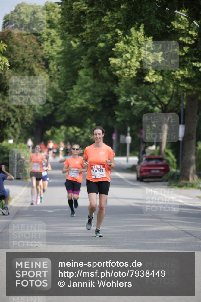 15.06.2025 - REWE Women's Run Jannik Wohlers http://msf.ph/oto/7938449 15.06.2025 08:44:09 Laufen 10866, 10748 meine-sportfotos.de