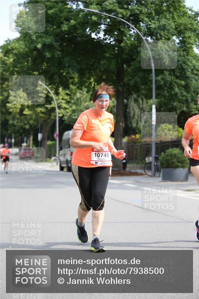 15.06.2025 - REWE Women's Run Jannik Wohlers http://msf.ph/oto/7938500 15.06.2025 09:56:15 Laufen 10749 meine-sportfotos.de