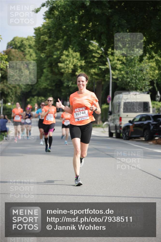 15.06.2025 - REWE Women's Run Jannik Wohlers http://msf.ph/oto/7938511 15.06.2025 08:44:13 Laufen 10966, 10748 meine-sportfotos.de