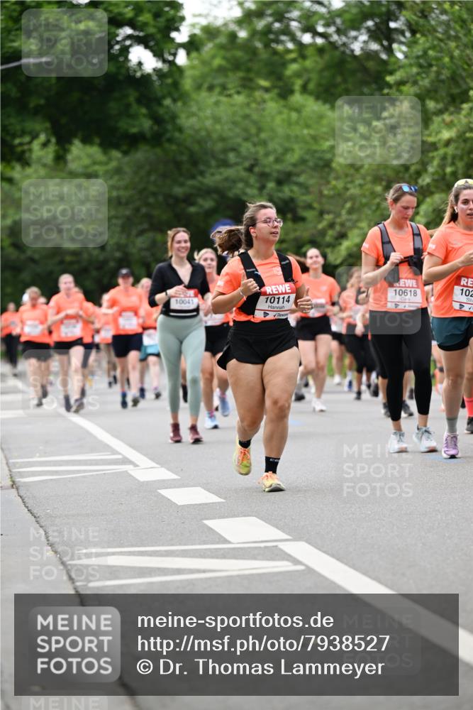 15.06.2025 - REWE Women's Run Dr. Thomas Lammeyer http://msf.ph/oto/7938527 15.06.2025 09:20:07 Laufen 10041, 10114, 10618 meine-sportfotos.de
