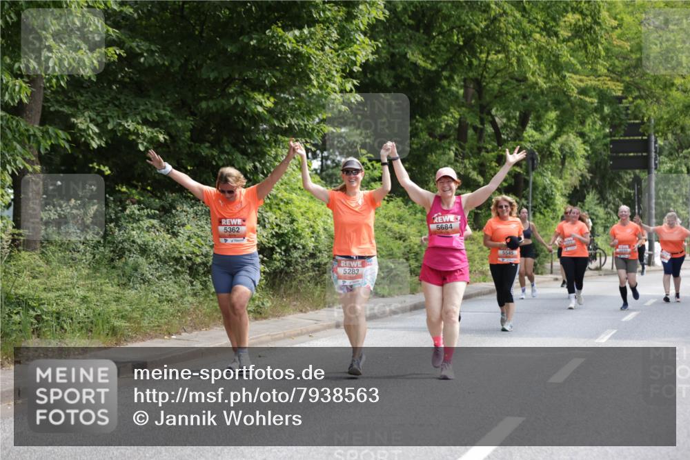 15.06.2025 - REWE Women's Run Jannik Wohlers http://msf.ph/oto/7938563 15.06.2025 10:14:29 Laufen 5362, 5283, 5684, 5545, 5010 meine-sportfotos.de
