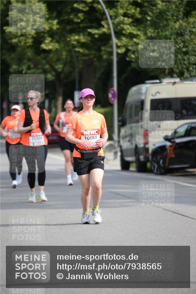 15.06.2025 - REWE Women's Run Jannik Wohlers http://msf.ph/oto/7938565 15.06.2025 09:56:24 Laufen 10304, 10661 meine-sportfotos.de
