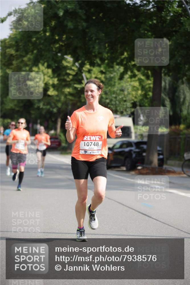 15.06.2025 - REWE Women's Run Jannik Wohlers http://msf.ph/oto/7938576 15.06.2025 08:44:13 Laufen 10748 meine-sportfotos.de