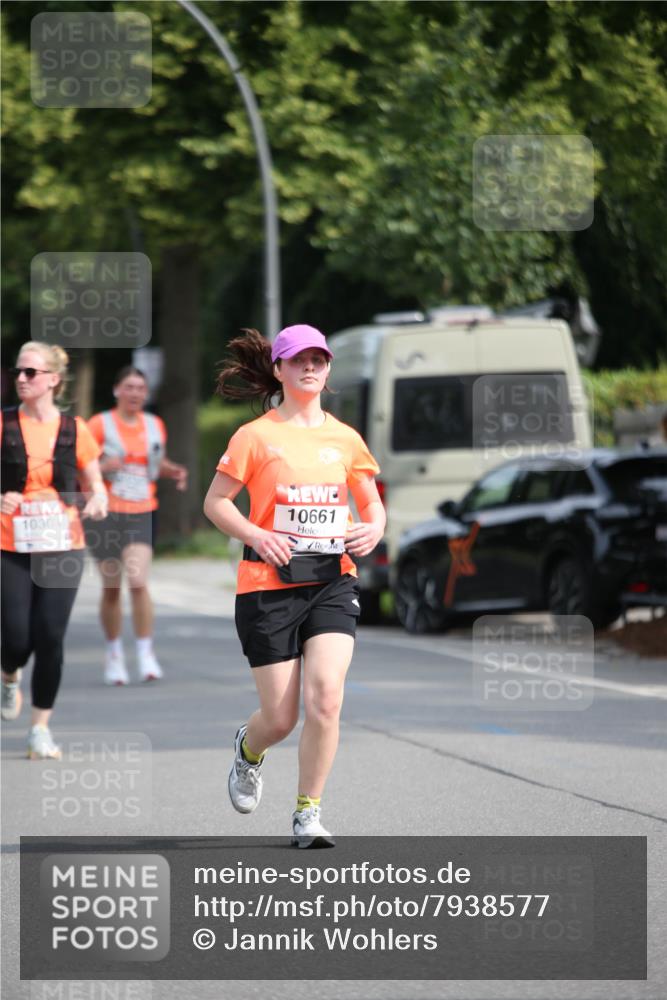 15.06.2025 - REWE Women's Run Jannik Wohlers http://msf.ph/oto/7938577 15.06.2025 09:56:25 Laufen 10304, 10661 meine-sportfotos.de