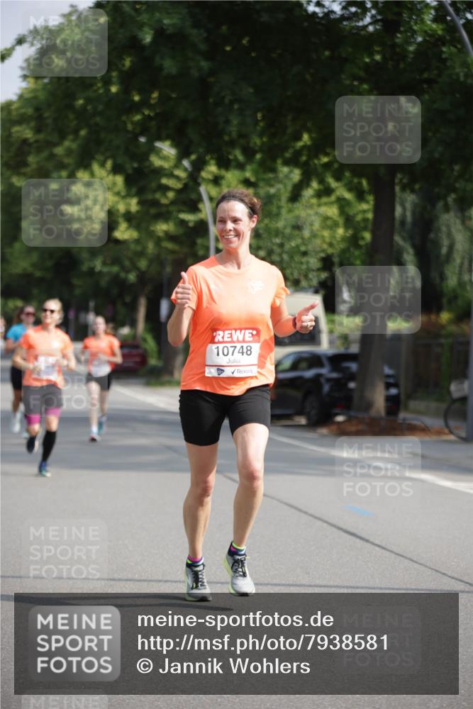 15.06.2025 - REWE Women's Run Jannik Wohlers http://msf.ph/oto/7938581 15.06.2025 08:44:14 Laufen 10748 meine-sportfotos.de