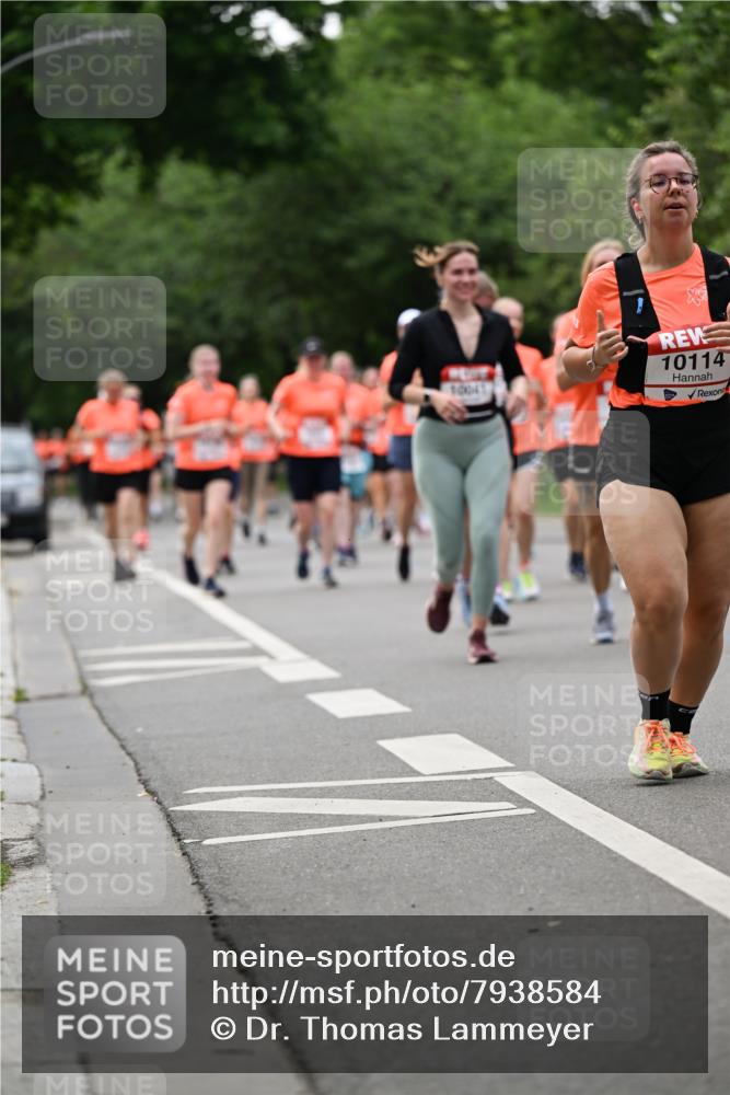 15.06.2025 - REWE Women's Run Dr. Thomas Lammeyer http://msf.ph/oto/7938584 15.06.2025 09:20:09 Laufen 10041, 10114 meine-sportfotos.de