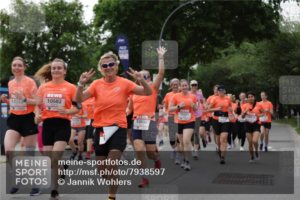 15.06.2025 - REWE Women's Run Jannik Wohlers http://msf.ph/oto/7938597 15.06.2025 08:27:18 Laufen 10293, 10582, 10152, 10267, 10370, 10107, 1013, 10095 meine-sportfotos.de