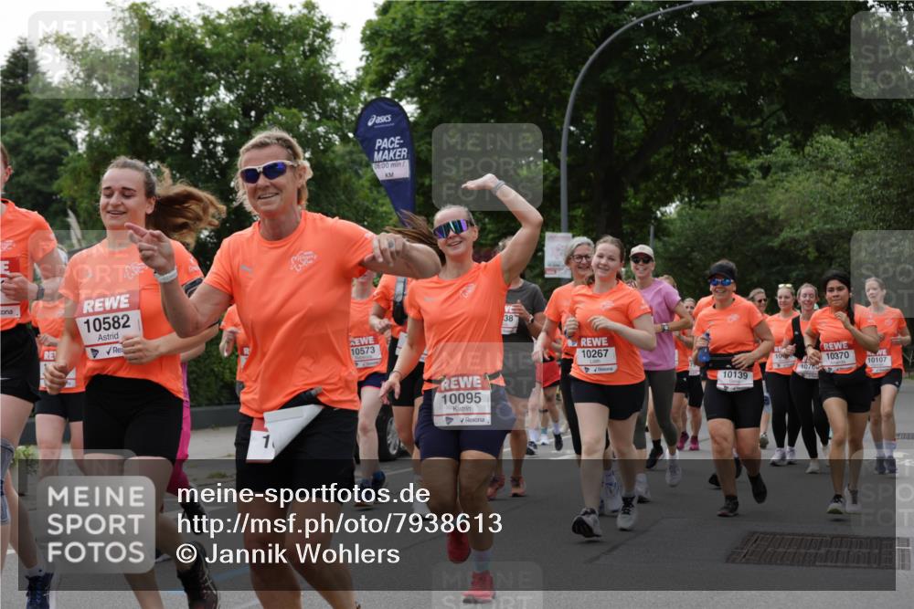 15.06.2025 - REWE Women's Run Jannik Wohlers http://msf.ph/oto/7938613 15.06.2025 08:27:18 Laufen 10582, 10573, 06, 00, 10095, 38, 10267, 10139, 10, 4, 1078, 10370, 10107 meine-sportfotos.de