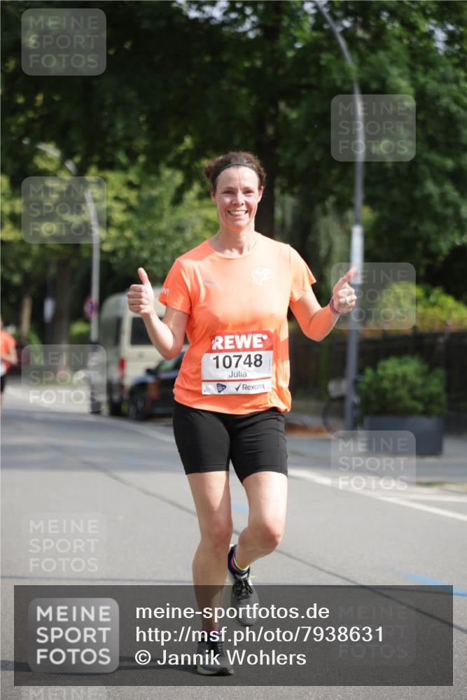 15.06.2025 - REWE Women's Run Jannik Wohlers http://msf.ph/oto/7938631 15.06.2025 08:44:14 Laufen 10748 meine-sportfotos.de