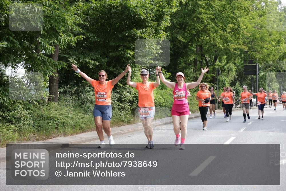 15.06.2025 - REWE Women's Run Jannik Wohlers http://msf.ph/oto/7938649 15.06.2025 10:14:30 Laufen 5362, 5283, 5684 meine-sportfotos.de