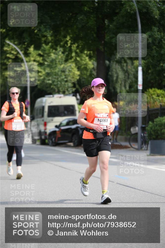 15.06.2025 - REWE Women's Run Jannik Wohlers http://msf.ph/oto/7938652 15.06.2025 09:56:28 Laufen 10661 meine-sportfotos.de
