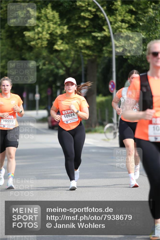 15.06.2025 - REWE Women's Run Jannik Wohlers http://msf.ph/oto/7938679 15.06.2025 09:56:30 Laufen 10593, 10524 meine-sportfotos.de