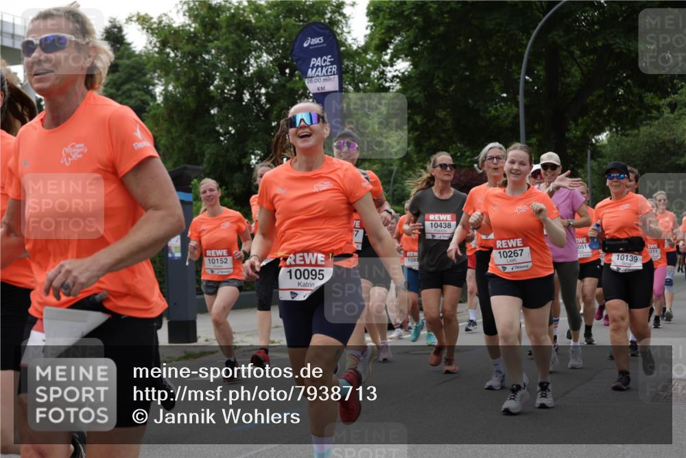15.06.2025 - REWE Women's Run Jannik Wohlers http://msf.ph/oto/7938713 15.06.2025 08:27:19 Laufen 10152, 06, 00, 10095, 108, 10438, 10267, 051, 0211, 10139 meine-sportfotos.de