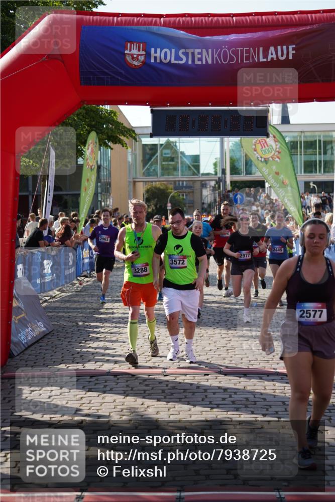13.06.2025 - Holstenköstenlauf Felixshl http://msf.ph/oto/7938725 13.06.2025 18:05:54 Laufen 2102, 2206, 2445, 2577, 2659, 2963, 2977, 2980, 3200, 3207, 3266, 3572 meine-sportfotos.de