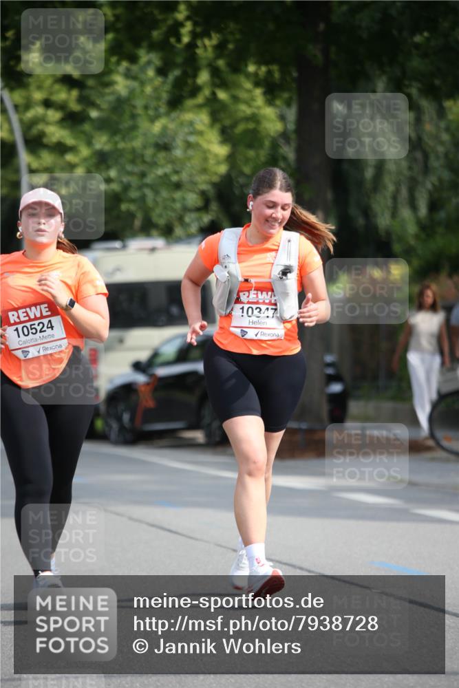 15.06.2025 - REWE Women's Run Jannik Wohlers http://msf.ph/oto/7938728 15.06.2025 09:56:32 Laufen 10524, 10347 meine-sportfotos.de