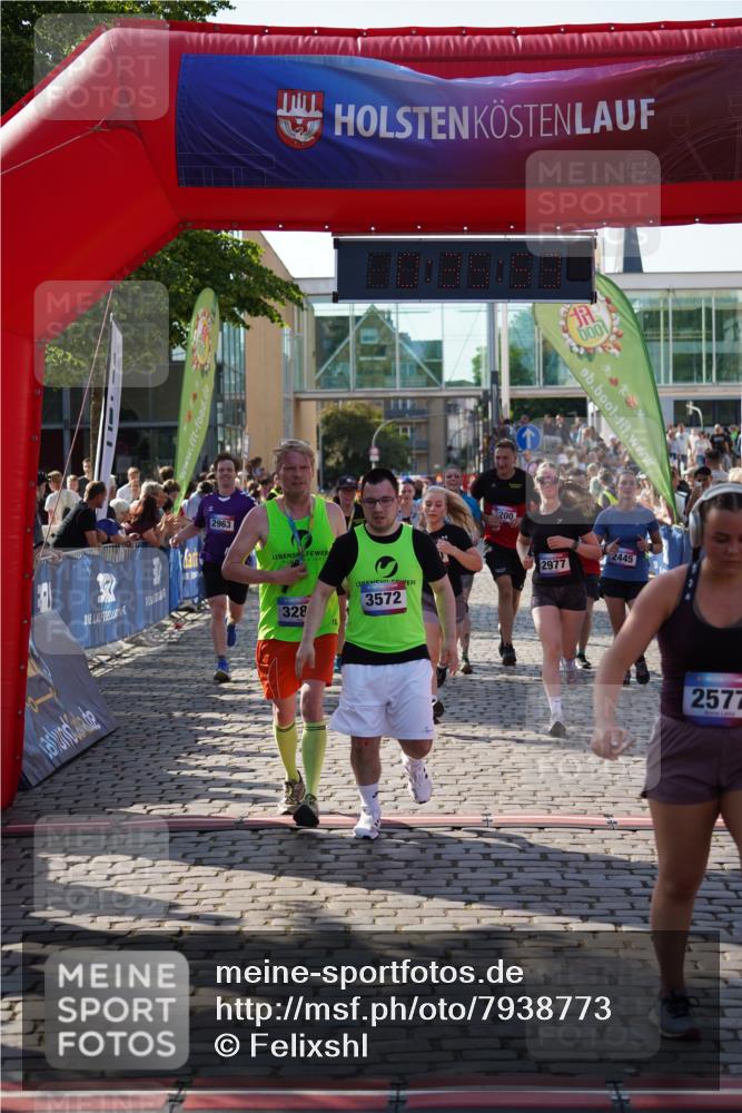 13.06.2025 - Holstenköstenlauf Felixshl http://msf.ph/oto/7938773 13.06.2025 18:05:54 Laufen 2102, 2206, 2445, 2577, 2659, 2963, 2977, 2980, 3200, 3207, 3266, 3572 meine-sportfotos.de