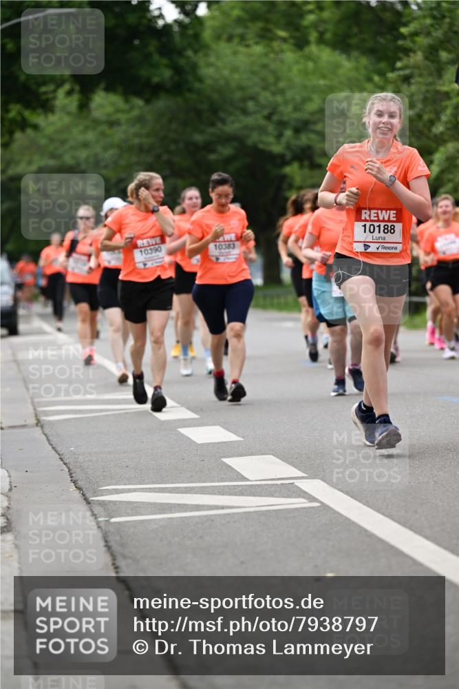 15.06.2025 - REWE Women's Run Dr. Thomas Lammeyer http://msf.ph/oto/7938797 15.06.2025 09:20:14 Laufen 10390, 10188 meine-sportfotos.de