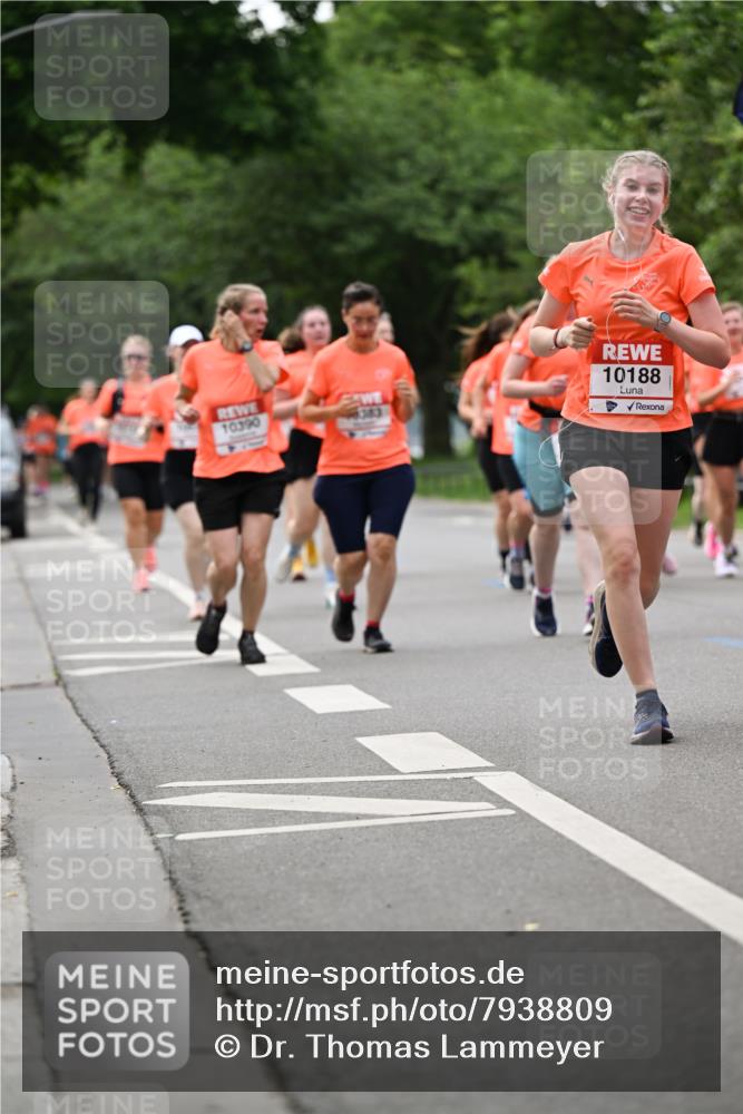 15.06.2025 - REWE Women's Run Dr. Thomas Lammeyer http://msf.ph/oto/7938809 15.06.2025 09:20:14 Laufen 10390, 10188 meine-sportfotos.de