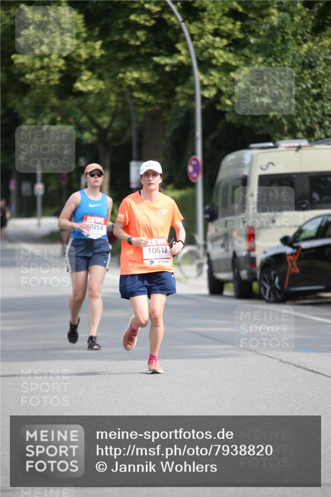 15.06.2025 - REWE Women's Run Jannik Wohlers http://msf.ph/oto/7938820 15.06.2025 09:56:55 Laufen 0254, 10612 meine-sportfotos.de