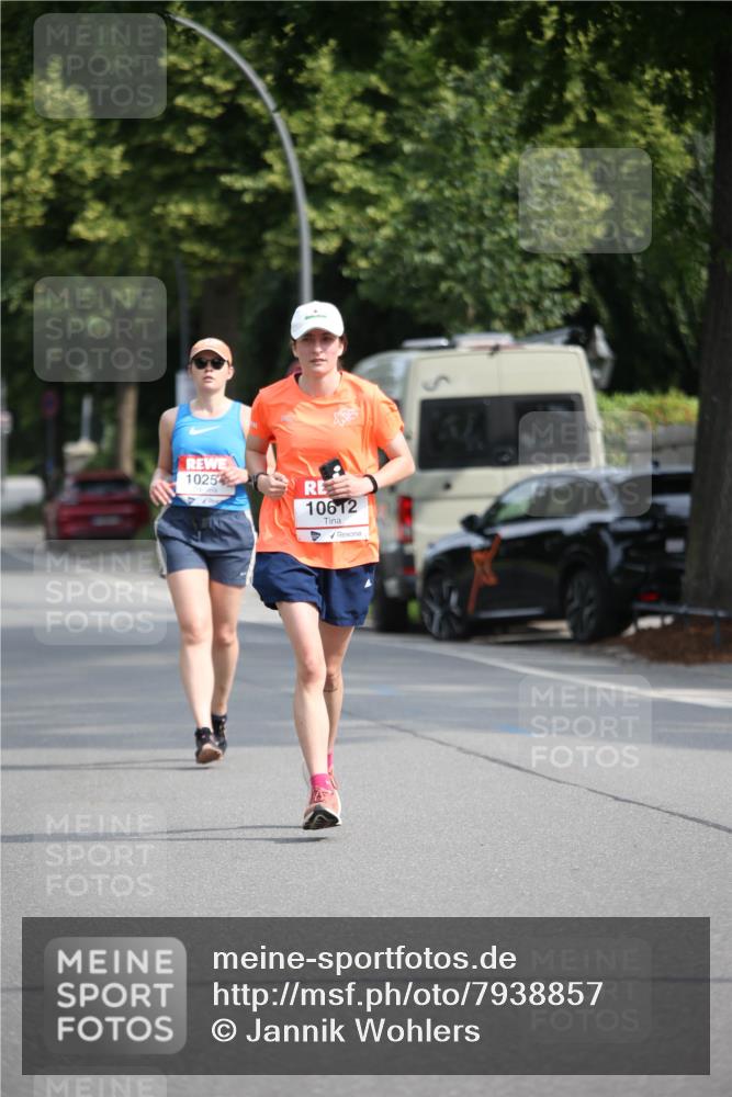 15.06.2025 - REWE Women's Run Jannik Wohlers http://msf.ph/oto/7938857 15.06.2025 09:56:57 Laufen 1025, 10612 meine-sportfotos.de