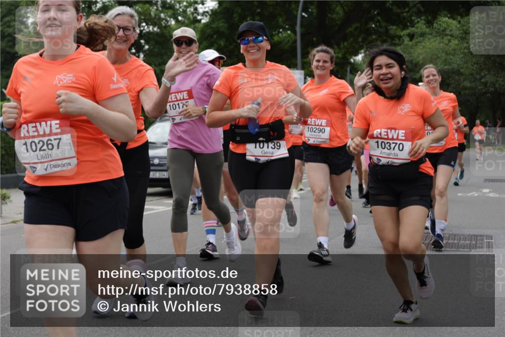 15.06.2025 - REWE Women's Run Jannik Wohlers http://msf.ph/oto/7938858 15.06.2025 08:27:21 Laufen 10267, 1043, 10175, 10139, 30263, 10290, 10370, 0 meine-sportfotos.de