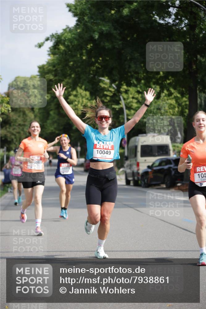 15.06.2025 - REWE Women's Run Jannik Wohlers http://msf.ph/oto/7938861 15.06.2025 08:44:19 Laufen 256, 10375, 10049, 105 meine-sportfotos.de