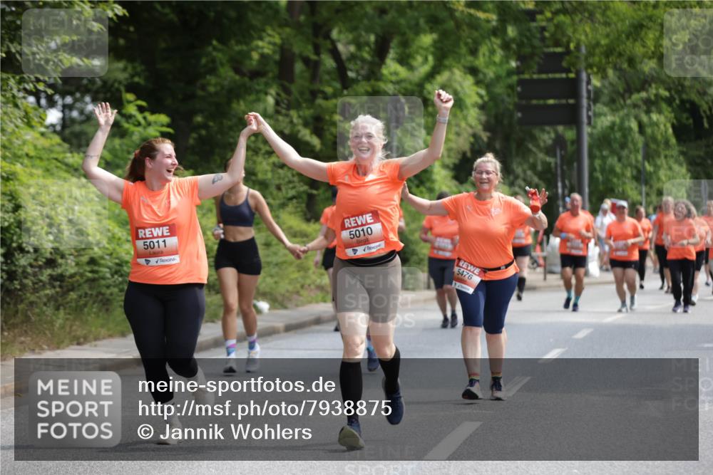 15.06.2025 - REWE Women's Run Jannik Wohlers http://msf.ph/oto/7938875 15.06.2025 10:14:35 Laufen 5011, 5010, 5476 meine-sportfotos.de