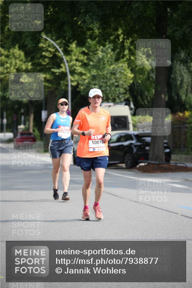 15.06.2025 - REWE Women's Run Jannik Wohlers http://msf.ph/oto/7938877 15.06.2025 09:56:58 Laufen 10612 meine-sportfotos.de