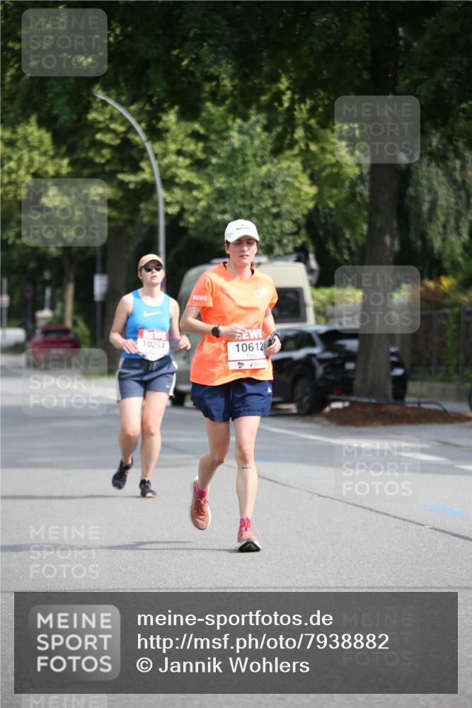 15.06.2025 - REWE Women's Run Jannik Wohlers http://msf.ph/oto/7938882 15.06.2025 09:56:58 Laufen 10612 meine-sportfotos.de